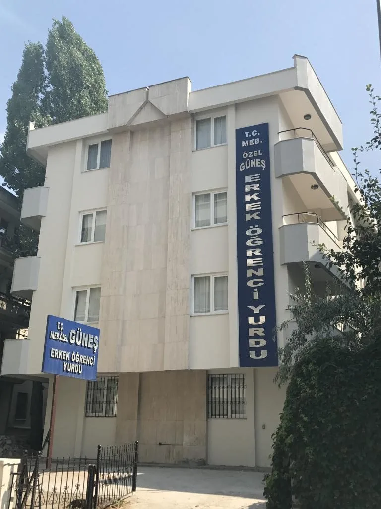 Özel Güneş Erkek Öğrenci Yurdu — Tandoğan