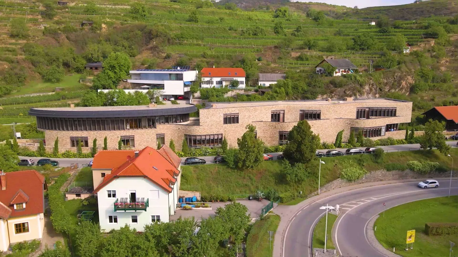 Danube Private University campus